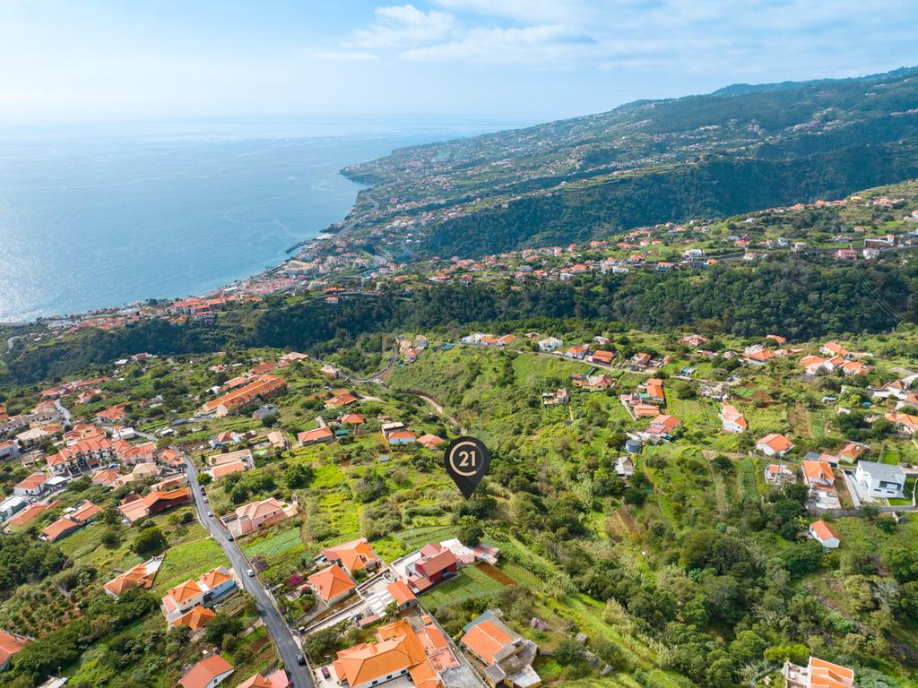 Terreno Rústico Agroflorestal de 900 m2 - Santa Cruz, Madeira - Image 10