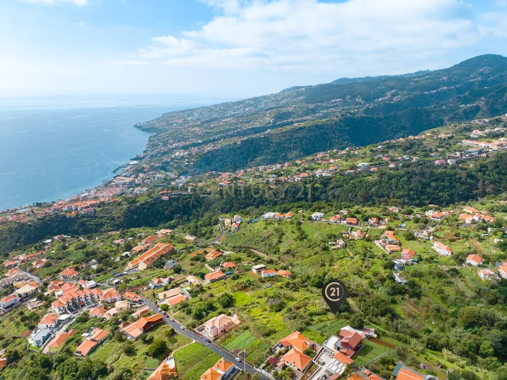 Terreno Rústico Agroflorestal de 900 m2 - Santa Cruz, Madeira - Image 9