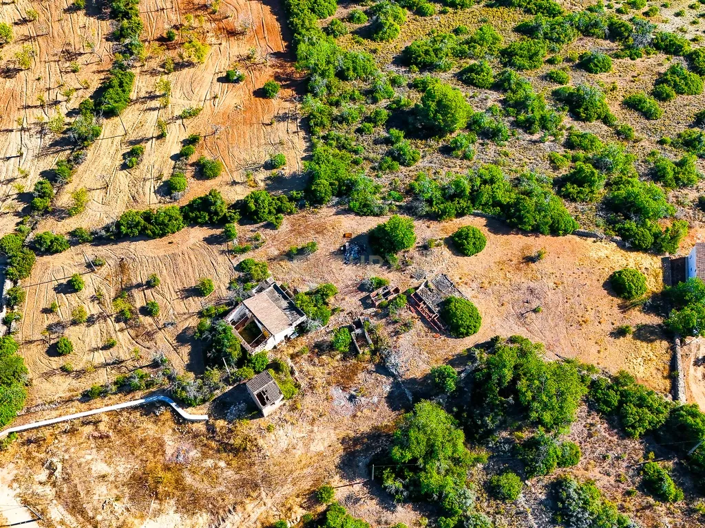TERRENO COM RUINA PERTO DA COSTA ALGARVIA - Image 14