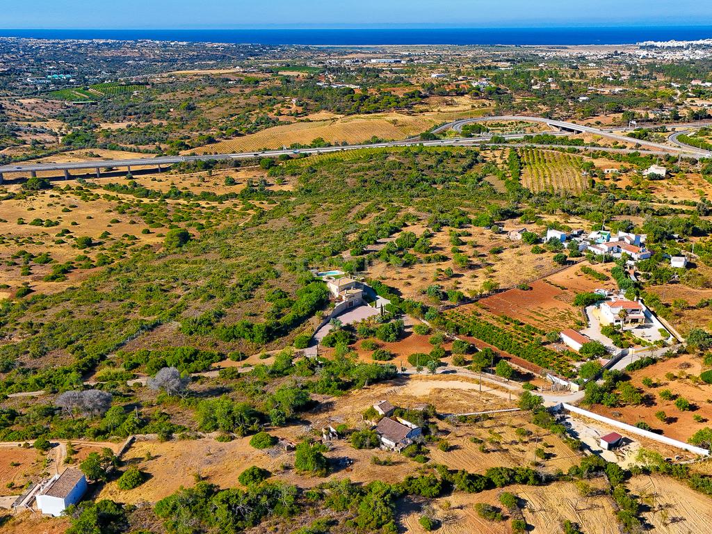 TERRENO COM RUINA PERTO DA COSTA ALGARVIA - Image 12