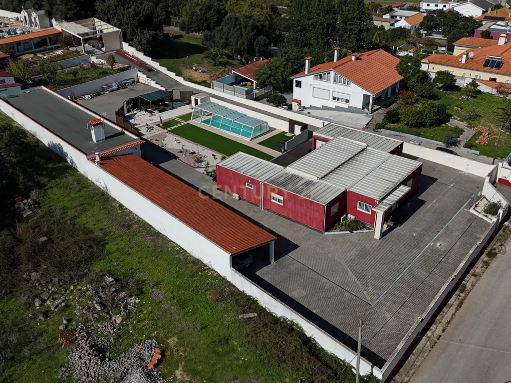 Moradia Independente com Piscina aquecida, Anexos e 3 BOXs (Riachos) - Image 79