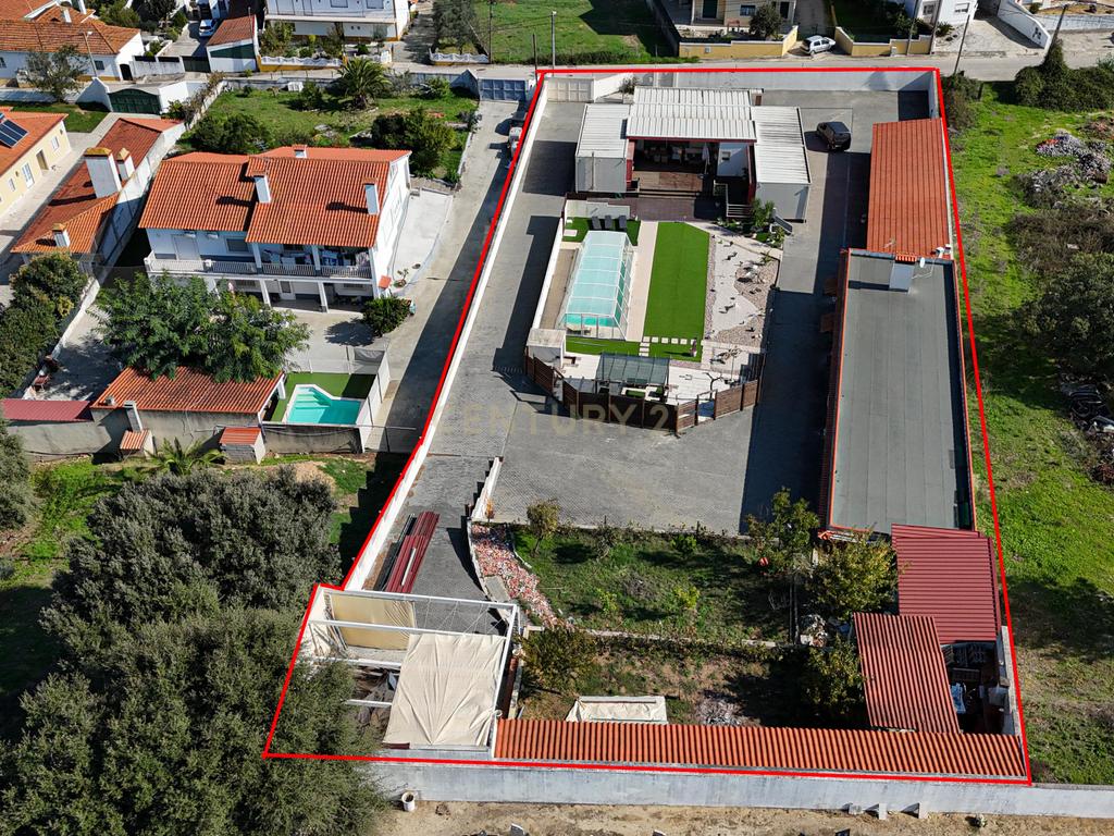 Moradia Independente com Piscina aquecida, Anexos e 3 BOXs (Riachos) - Image 81