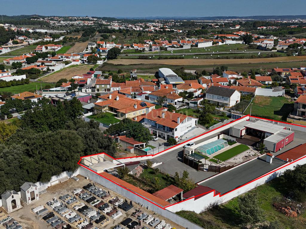 Moradia Independente com Piscina aquecida, Anexos e 3 BOXs (Riachos) - Image 87