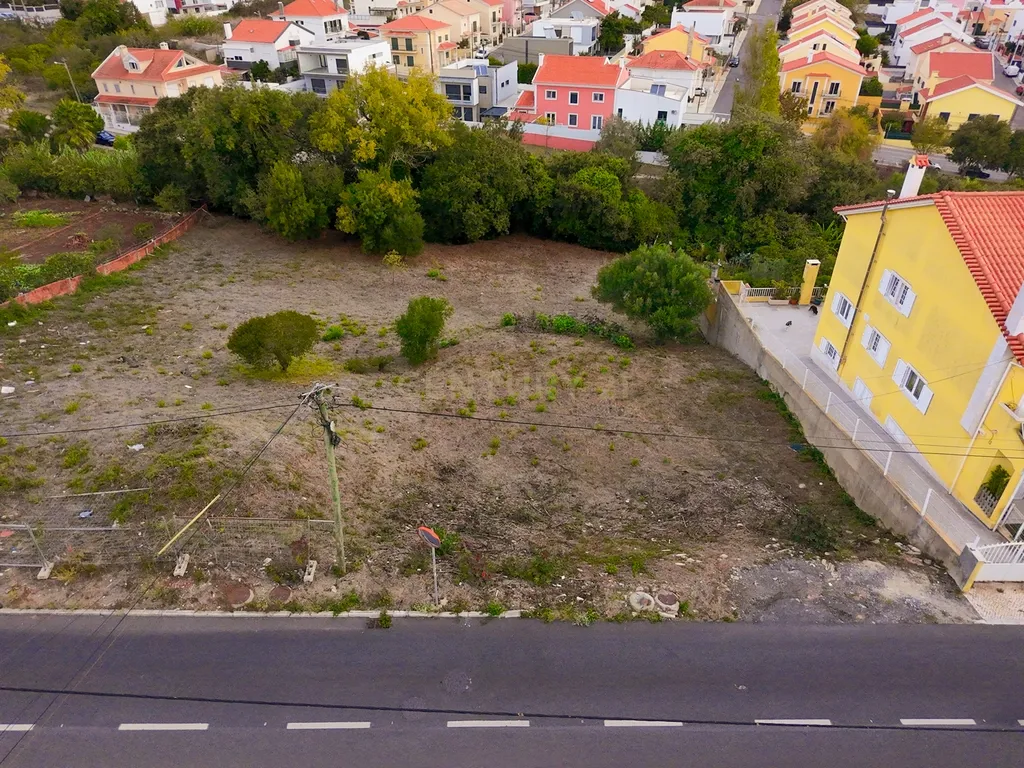 Terreno na Avenida João António Carvalho, Pontinha e Famões, Odivelas - Image 4
