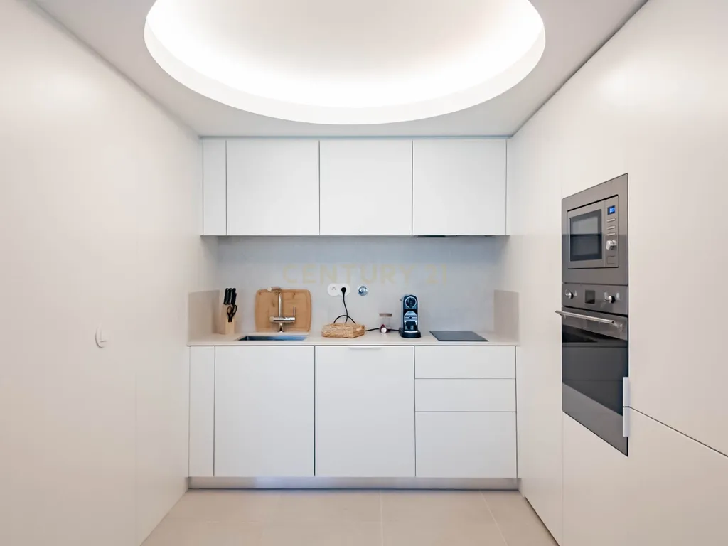Apartamento T1 Novo I Condomínio Bonjardim I Arrendamento - Image 7