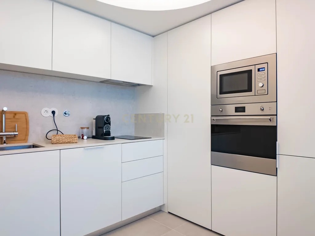 Apartamento T1 Novo I Condomínio Bonjardim I Arrendamento - Image 8