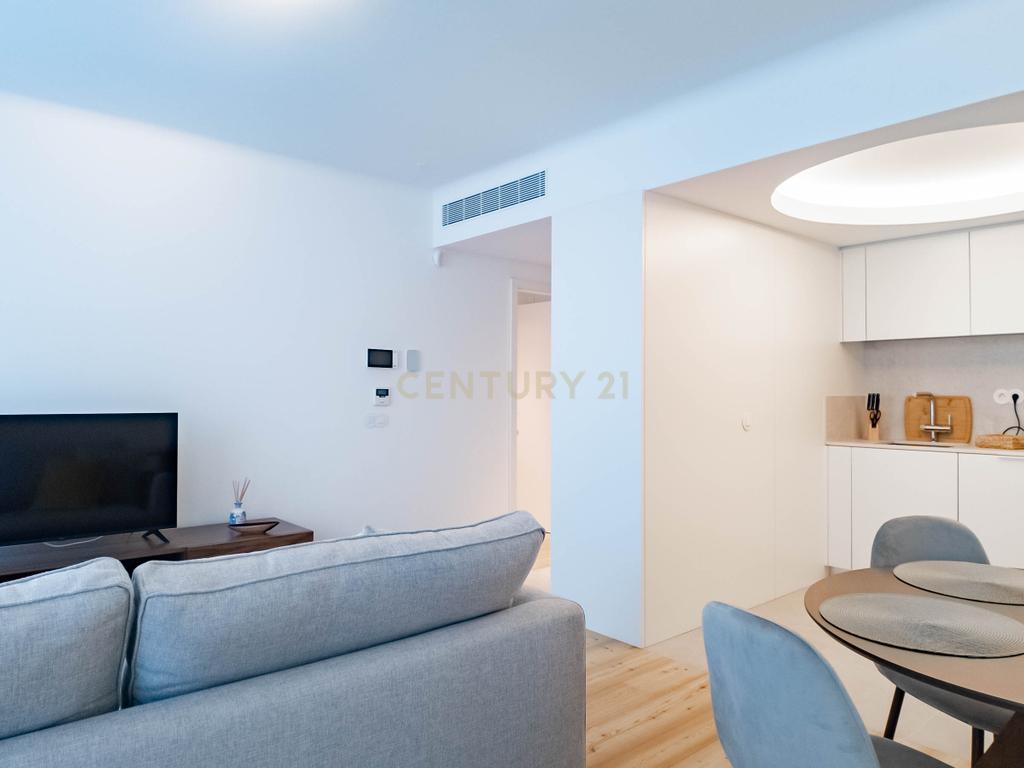 Apartamento T1 Novo I Condomínio Bonjardim I Arrendamento - Image 5