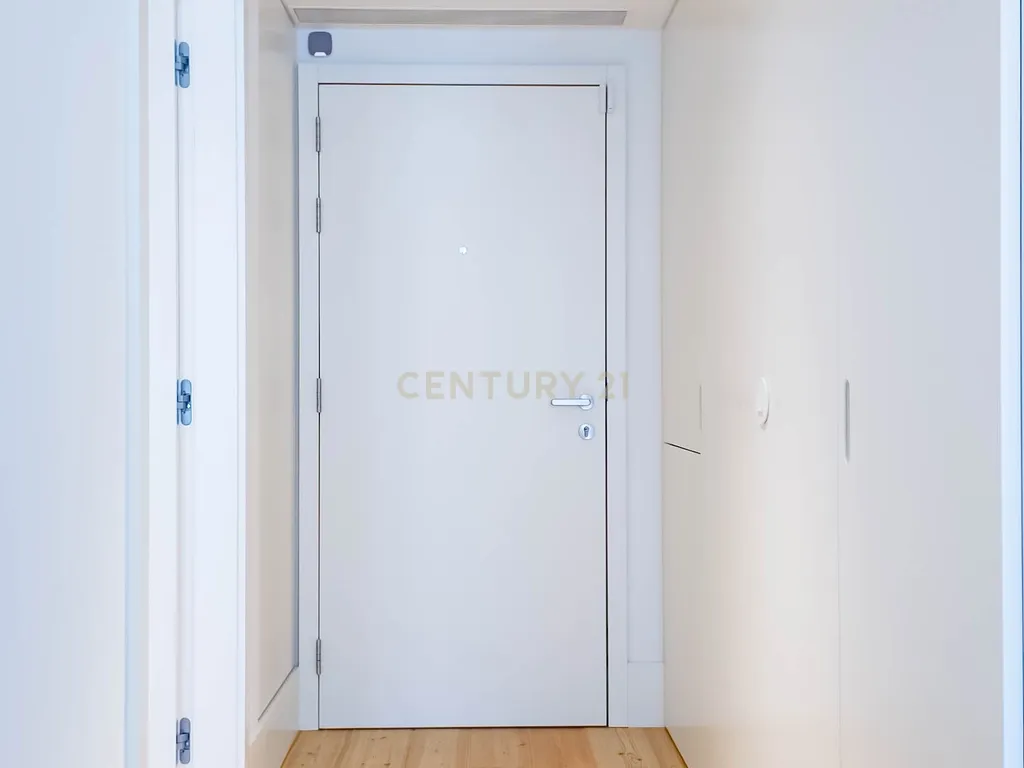 Apartamento T1 Novo I Condomínio Bonjardim I Arrendamento - Image 16