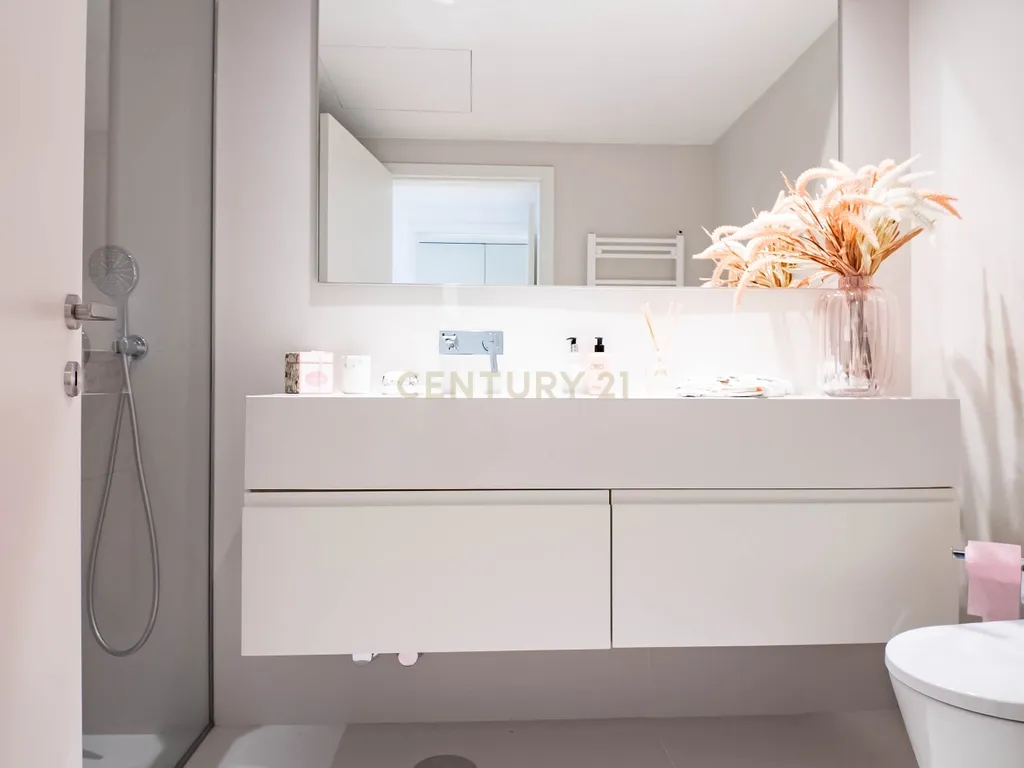 Apartamento T1 Novo I Condomínio Bonjardim I Arrendamento - Image 9