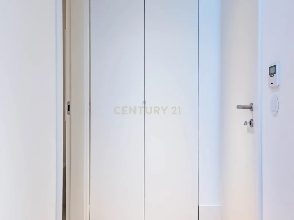 Apartamento T1 Novo I Condomínio Bonjardim I Arrendamento - Image 12