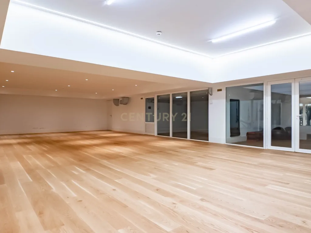 Apartamento T1 Novo I Condomínio Bonjardim I Arrendamento - Image 24
