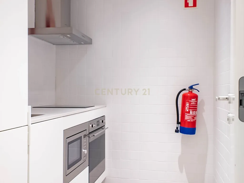 Apartamento T1 Novo I Condomínio Bonjardim I Arrendamento - Image 25