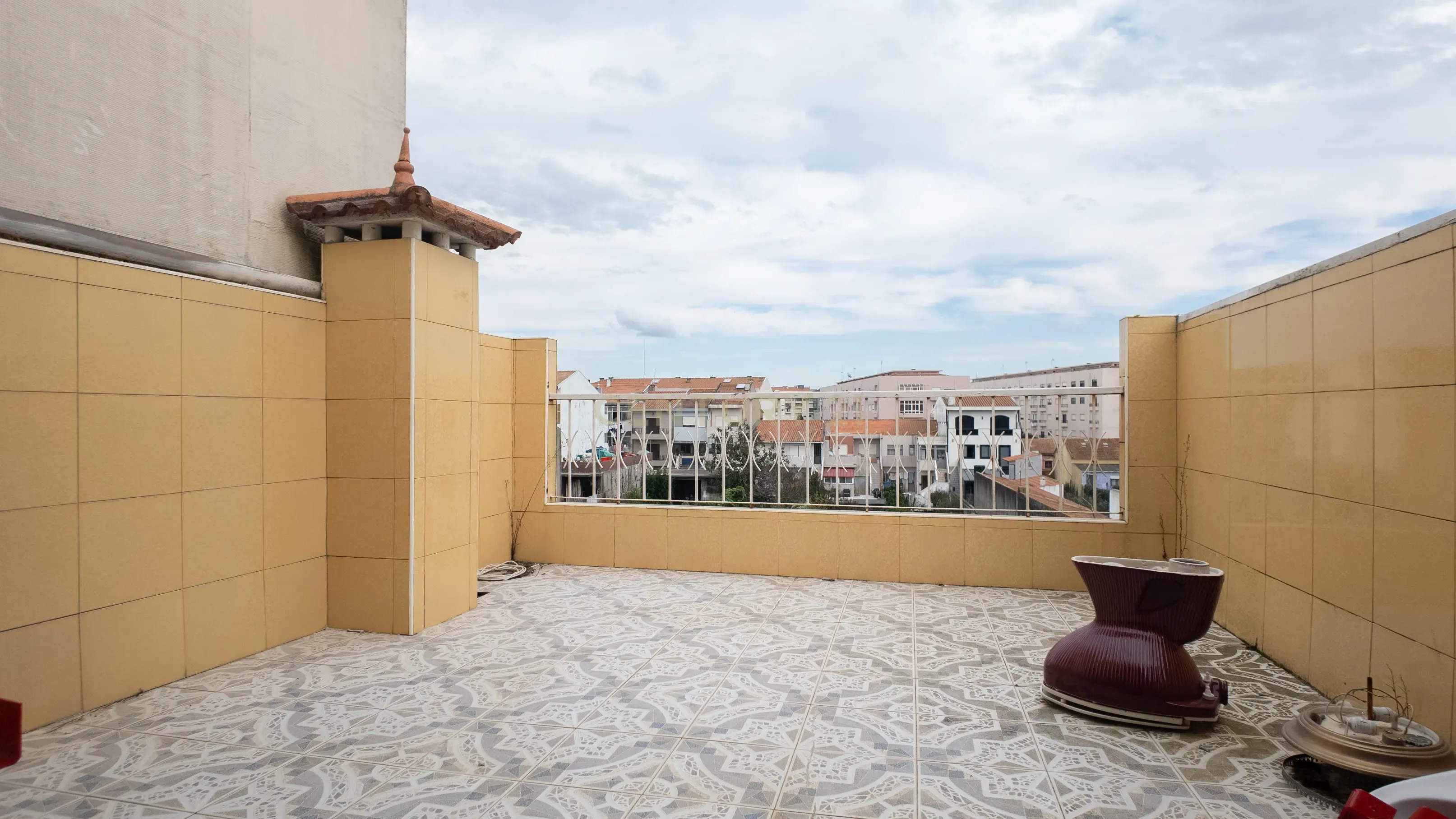 Moradia com 3 pisos 2ª linha mar em Vila do Conde - Image 20