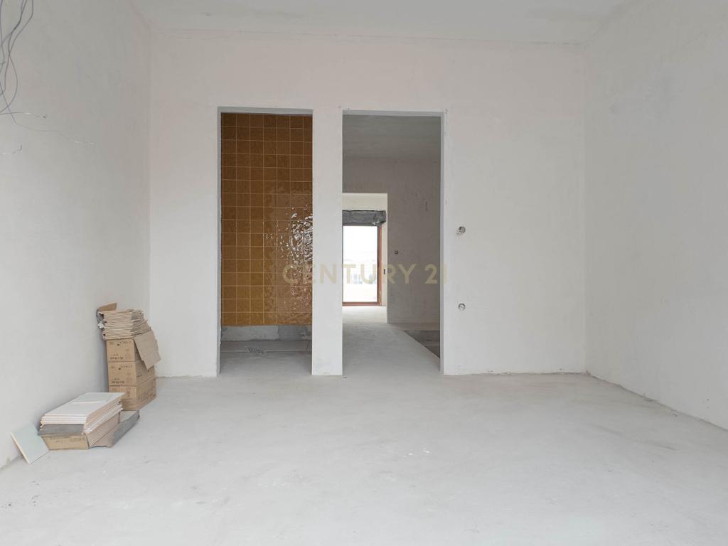Moradia com 3 pisos 2ª linha mar em Vila do Conde - Image 21