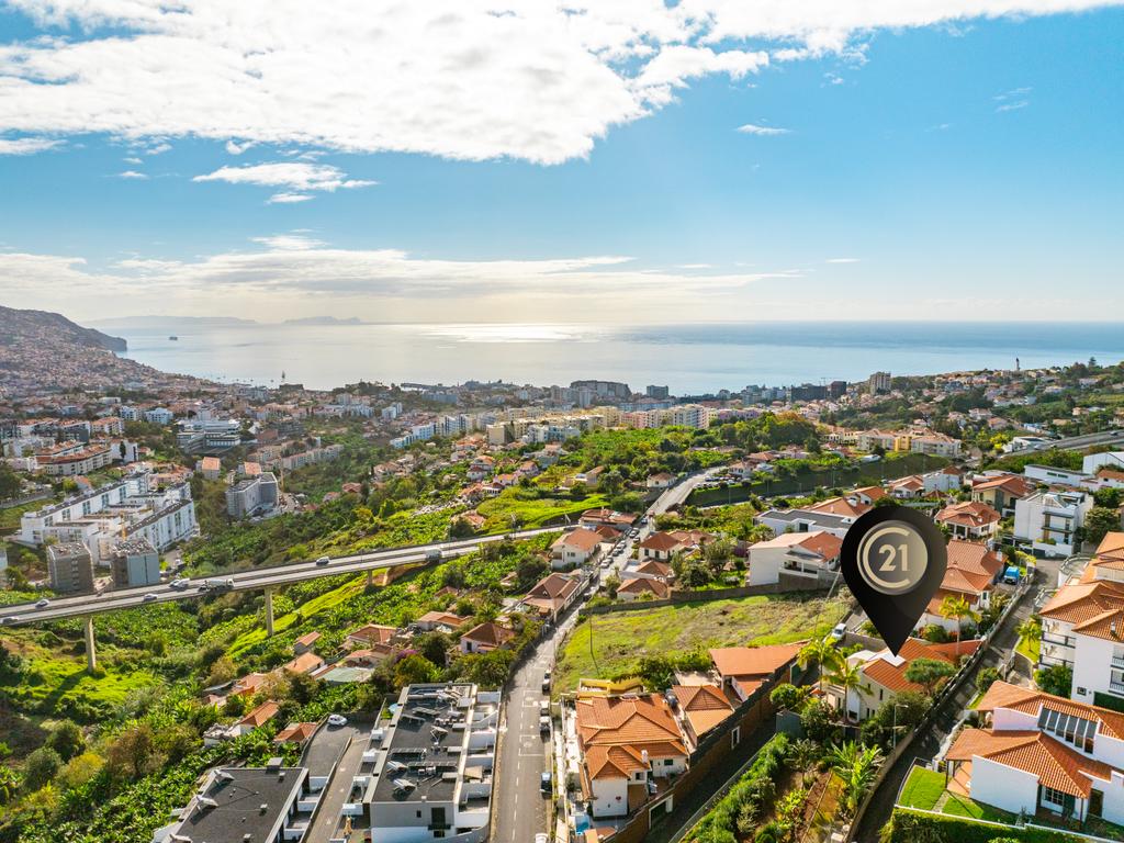 Fantástica moradia T4 no Funchal para quem procura um estilo de vida relaxante e de qualidade na ilha da Madeira.🏡 - Image 27