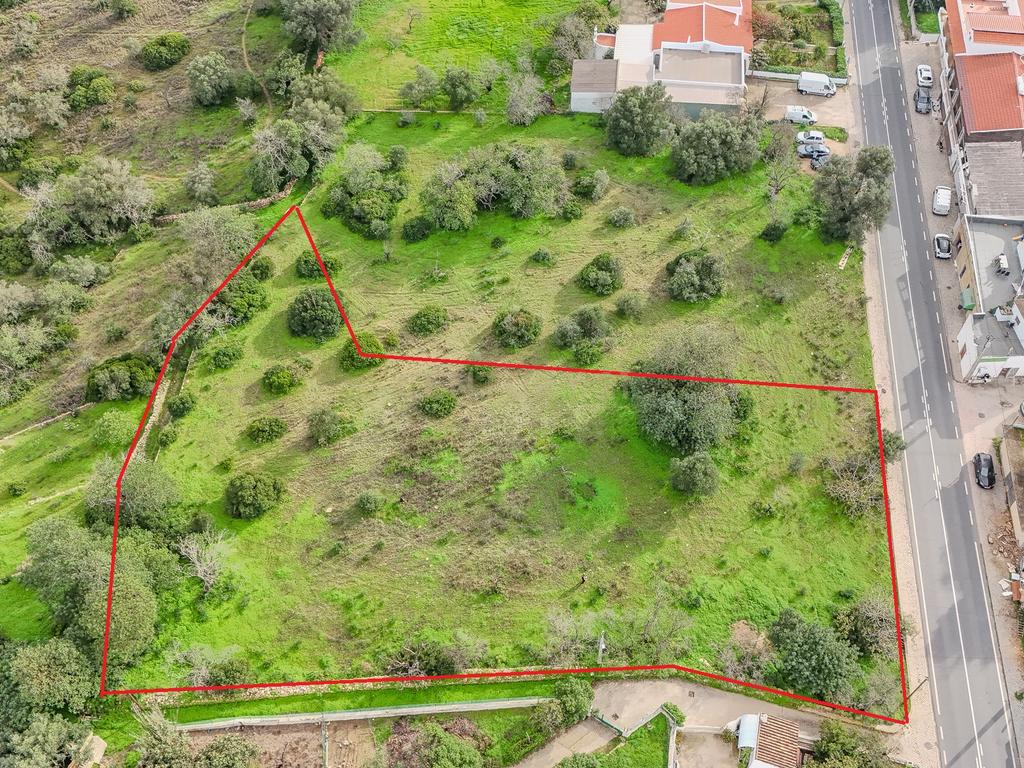 Terreno Urbano de 3290 m2 com PIP aprovado pra Moradia de Luxo na Estrada Vale Formosa, Almancil , Algarve - Image 5