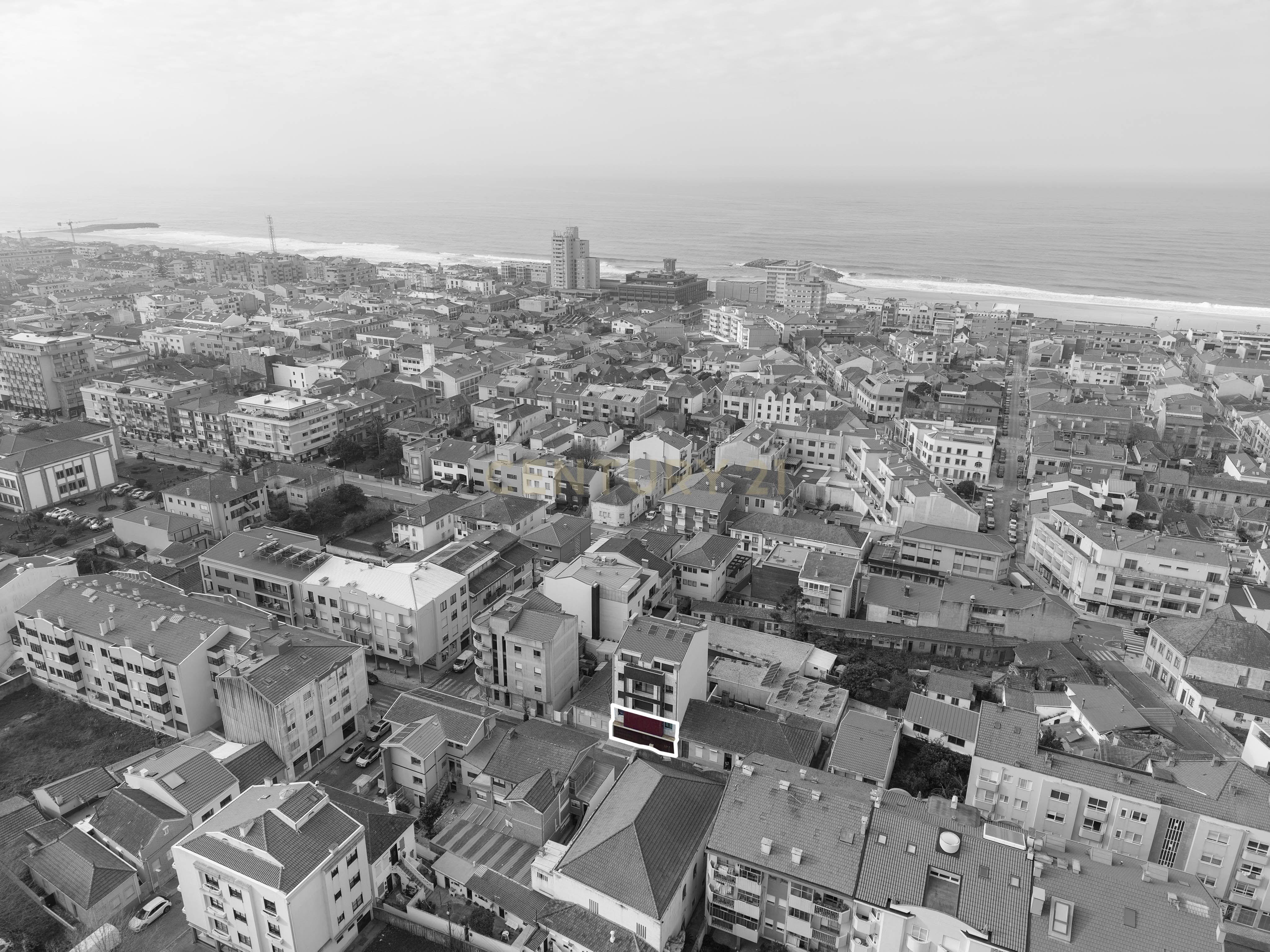 Apartamento T3 Duplex Exclusivo em Espinho – Modernidade e Conforto à Beira-Mar - Image 42