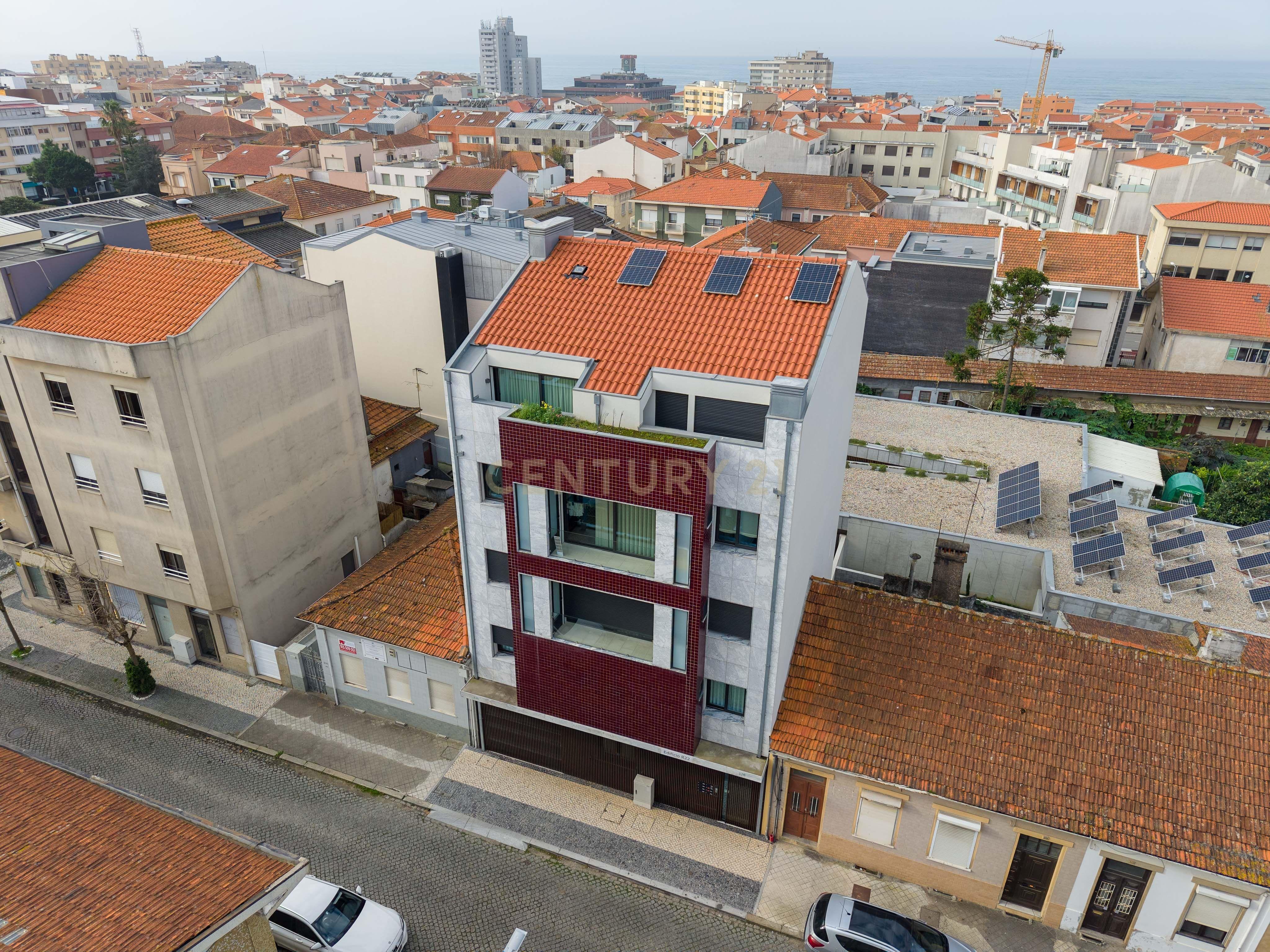 Apartamento T3 Duplex Exclusivo em Espinho – Modernidade e Conforto à Beira-Mar - Image 39