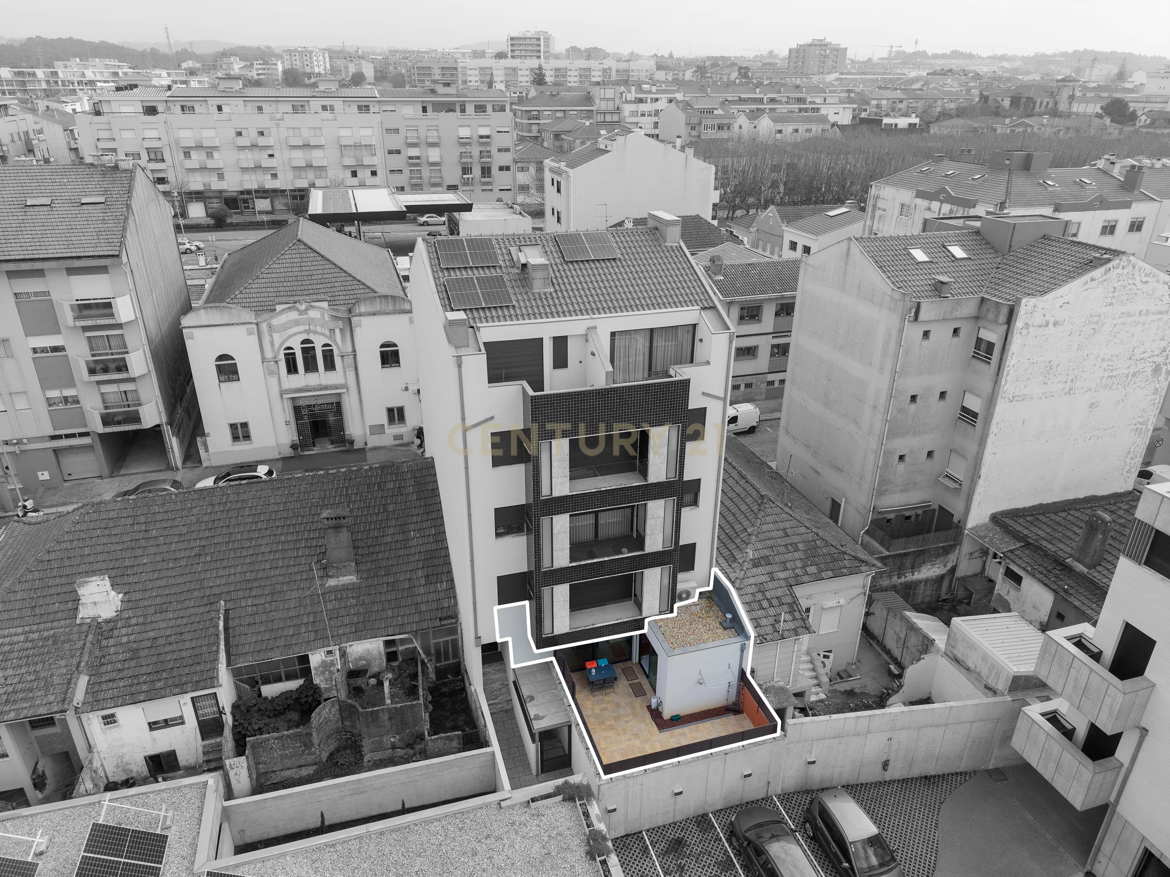 Apartamento T3 Duplex Exclusivo em Espinho – Modernidade e Conforto à Beira-Mar - Image 41