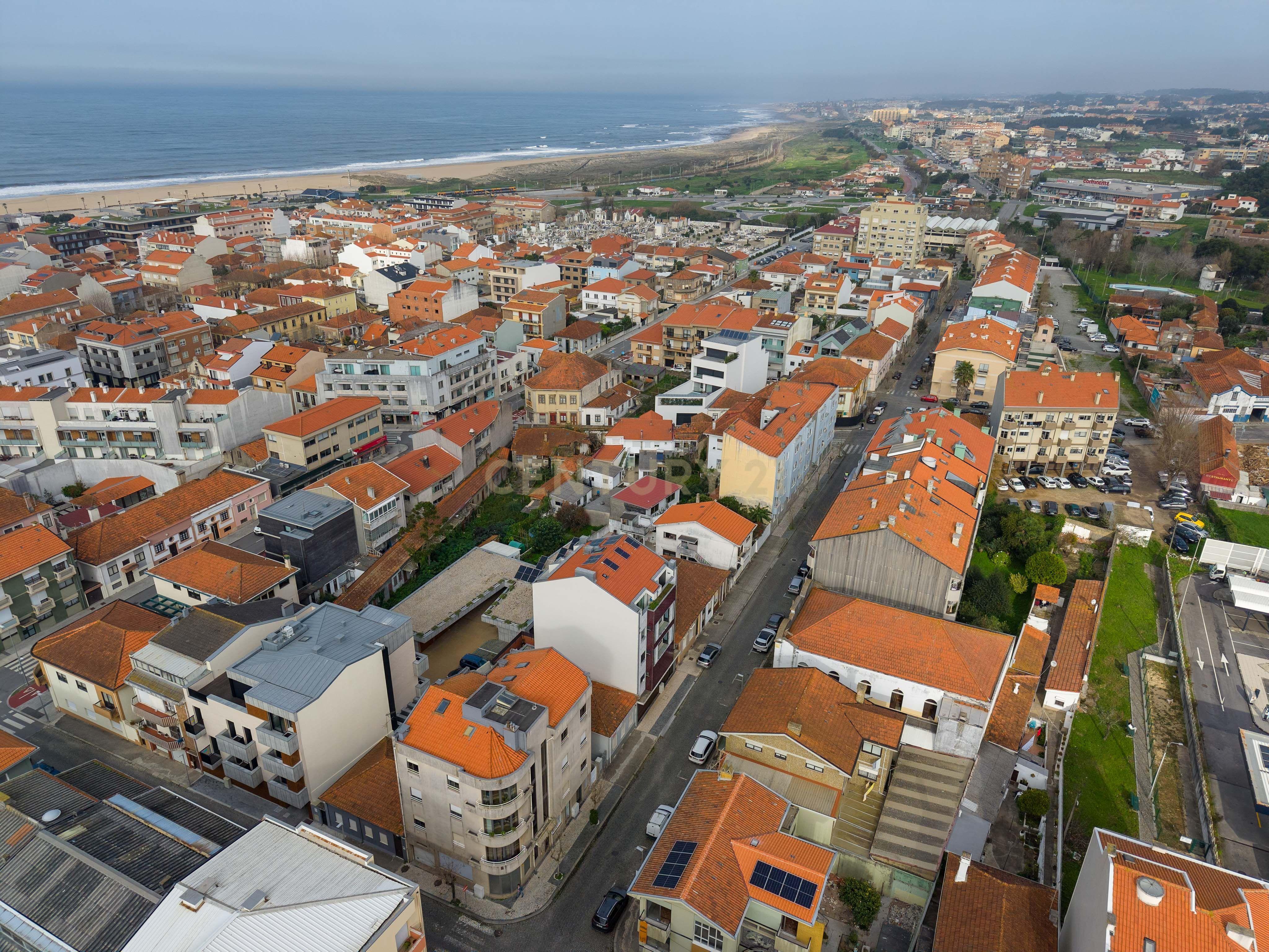 Apartamento T3 Duplex Exclusivo em Espinho – Modernidade e Conforto à Beira-Mar - Image 35
