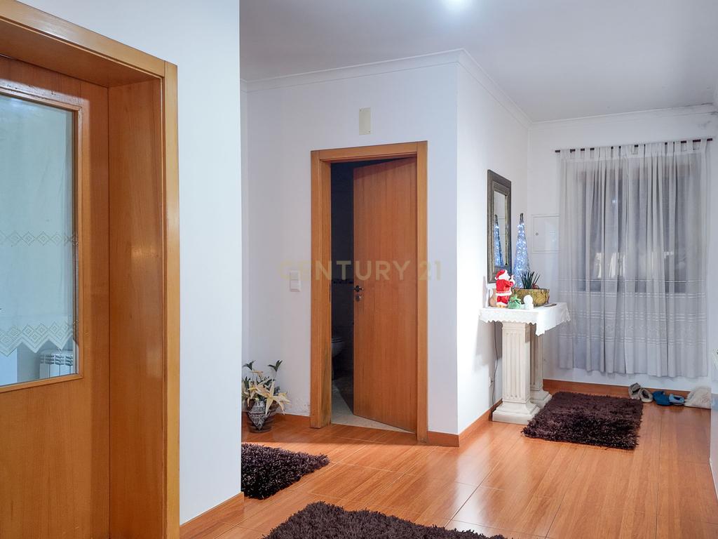Moradia T3 em Miranda do Corvo - Image 20