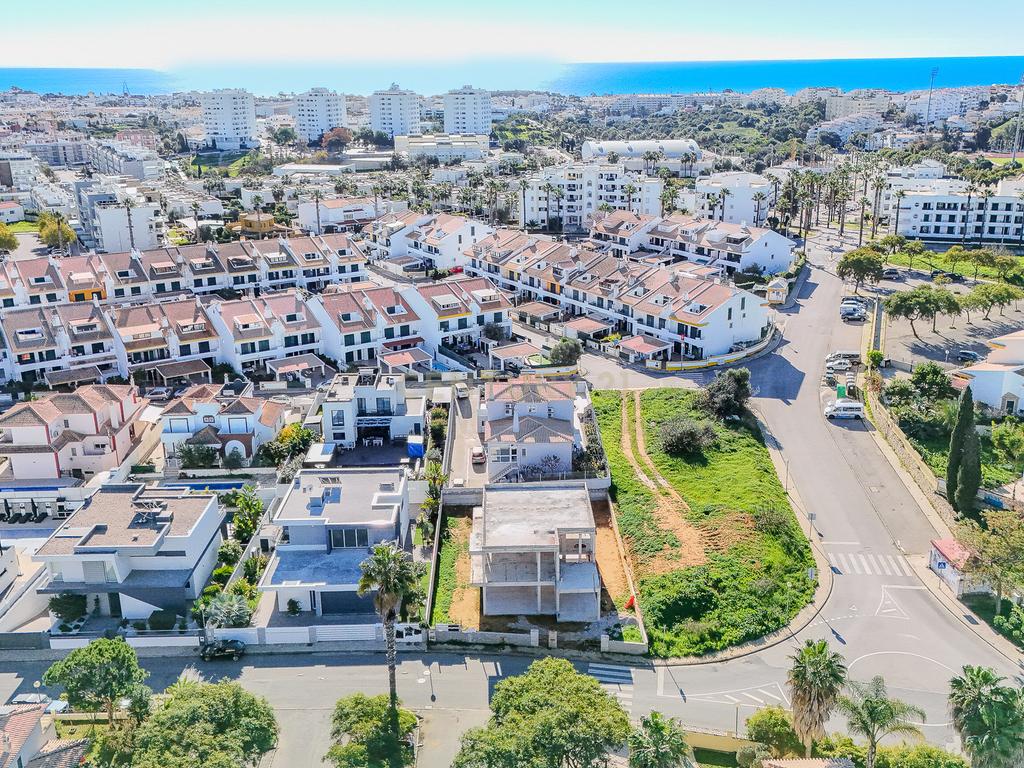 Moradia T4 em Construção em Vale Pedras, Albufeira - Image 15