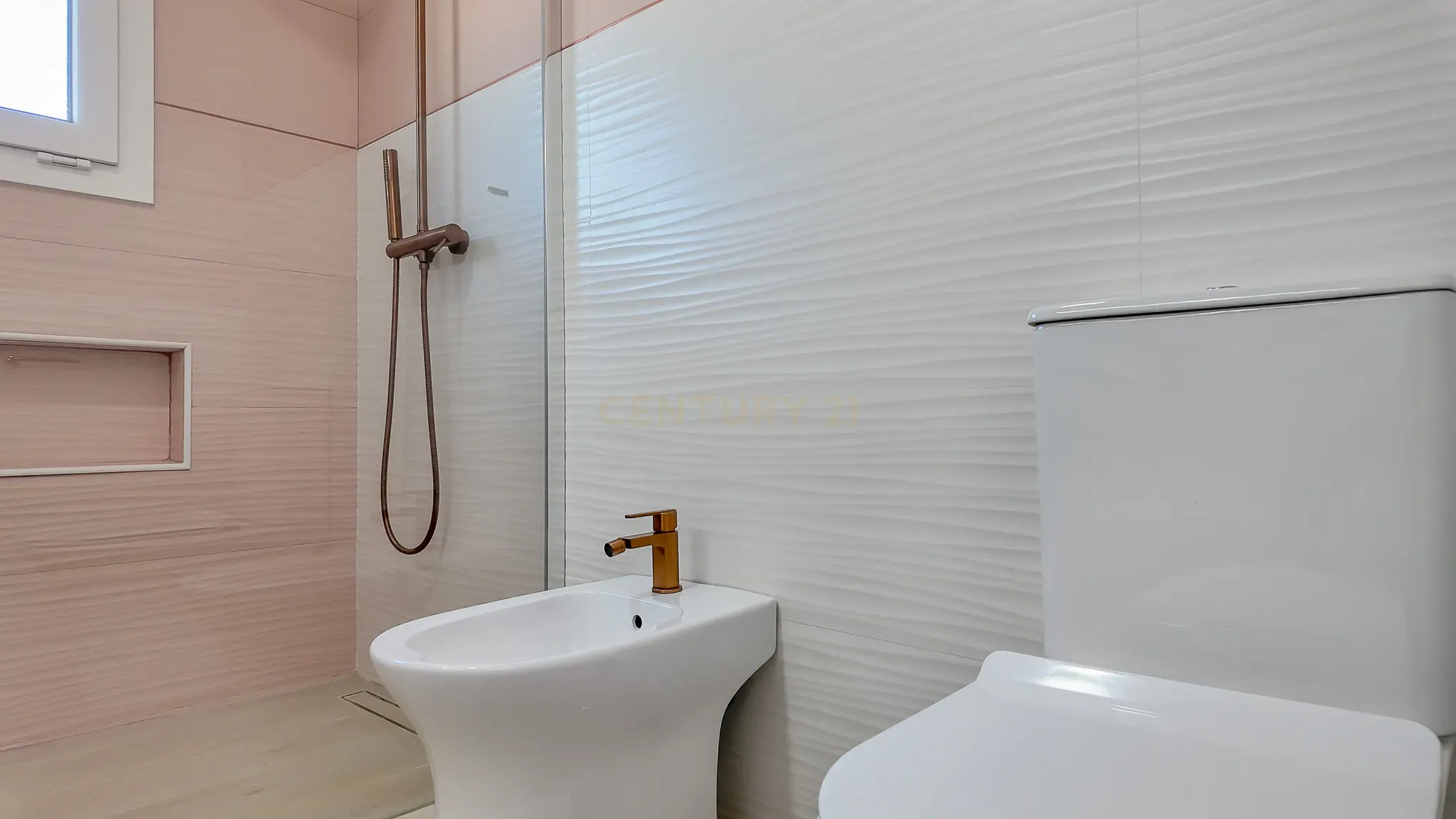 Moradia T3 Térrea com Piscina e Garagem em Fernão Ferro - Image 37