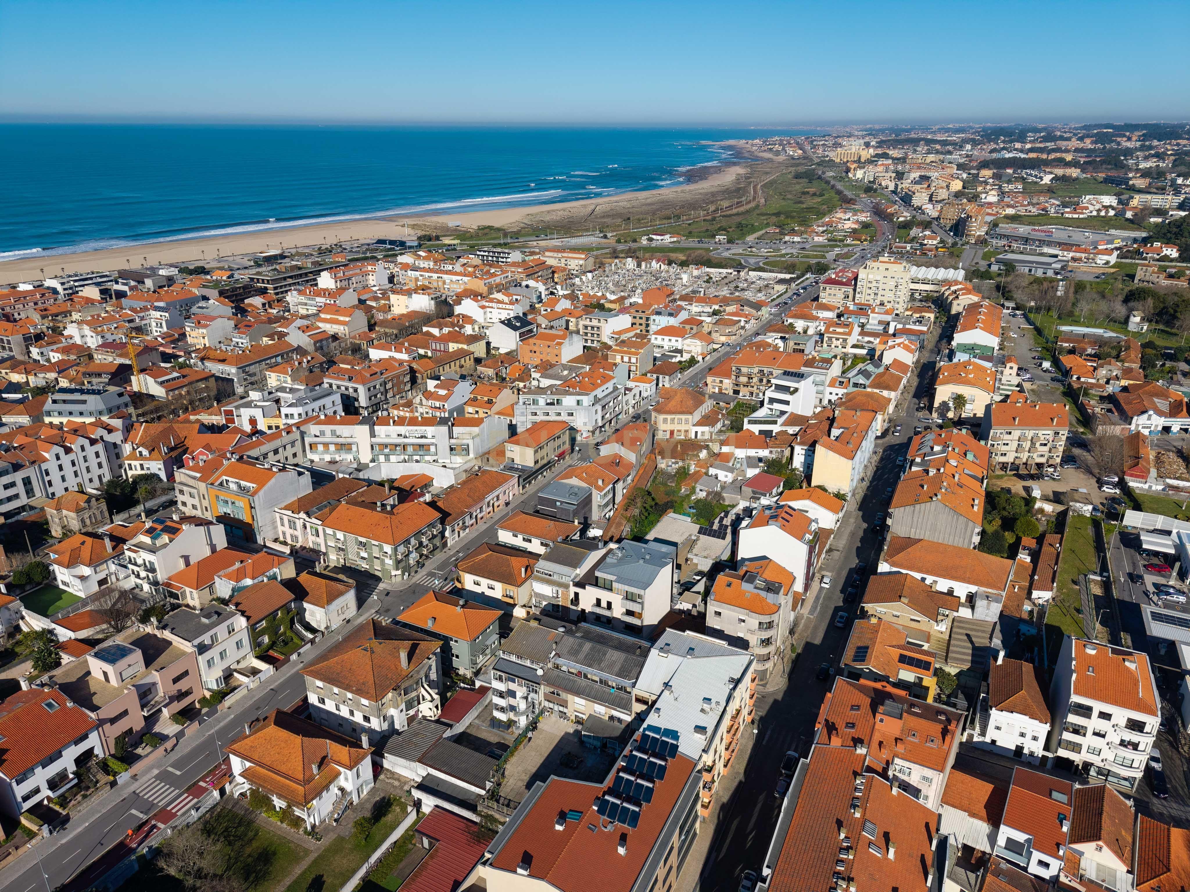Apartamento T3 de 163mt - Centro de Espinho por 1500€/mês - Image 19