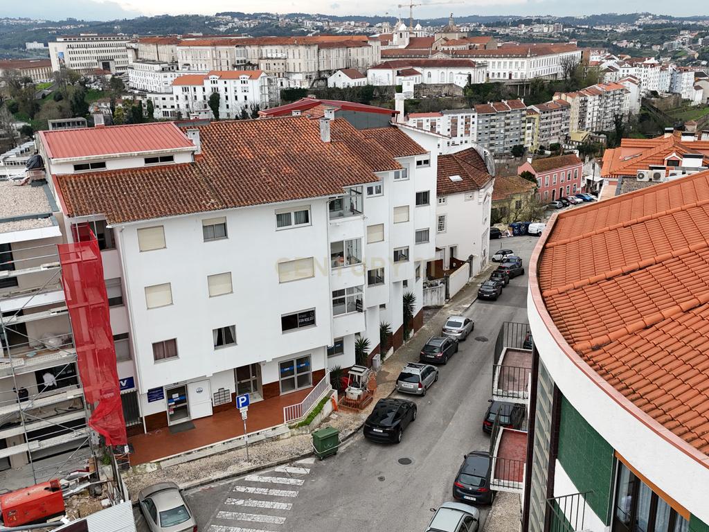 APARTAMENTO T2 NO JARDIM DOS MONTES CLAROS – O INVESTIMENTO CERTO EM COIMBRA - Image 1