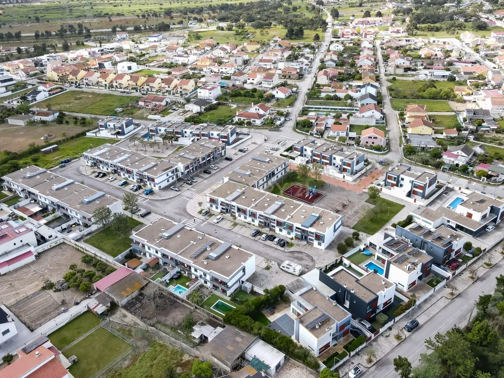 Futuro Apartamento T3, Urbanização Quinta da Torre, Palmela - Image 20
