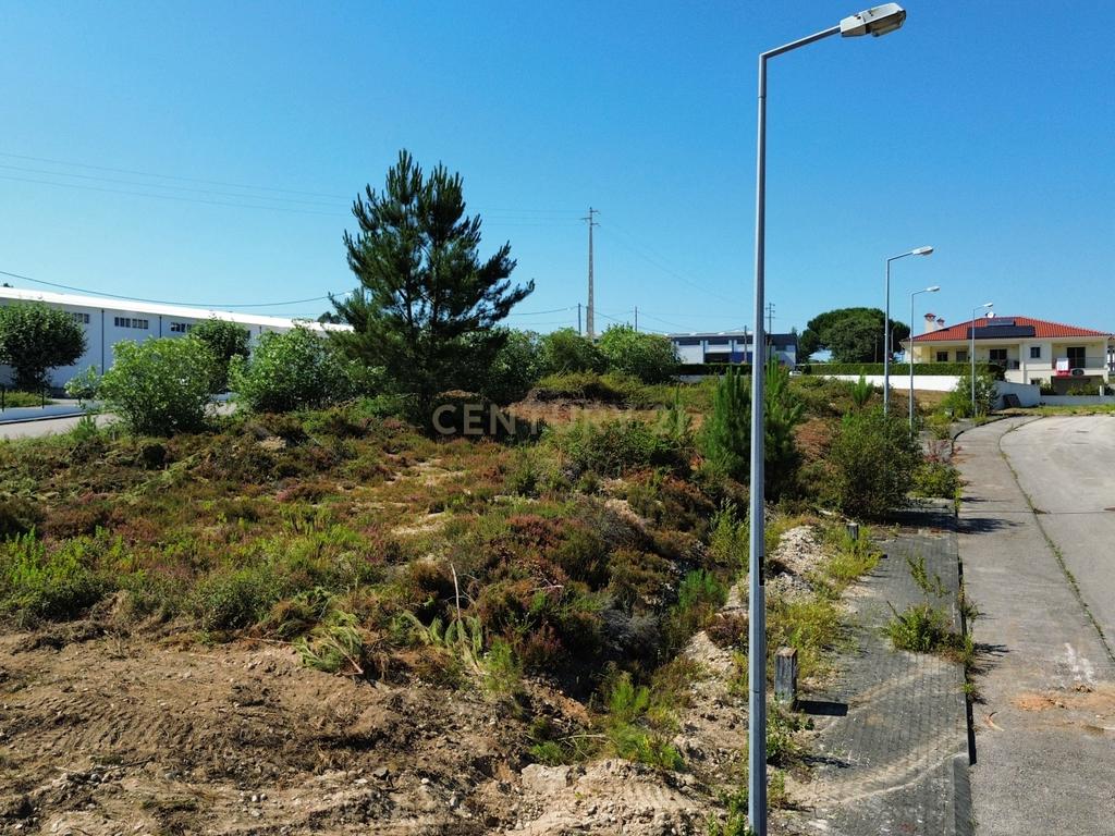Excelente lote para construção em Albergaria dos Doze - Image 9