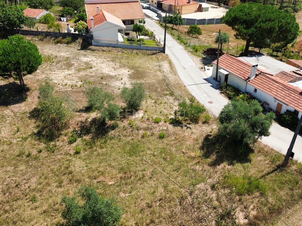 Terreno com 2020m2 para construção em Carnide - Image 27