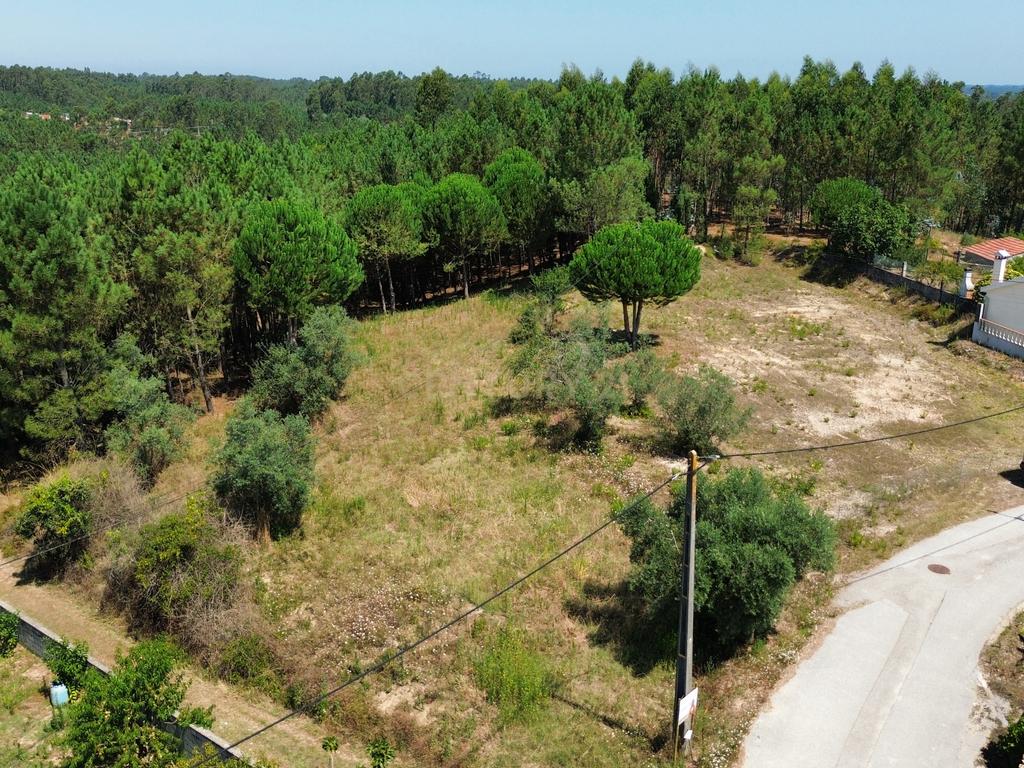Terreno com 2020m2 para construção em Carnide - Image 58