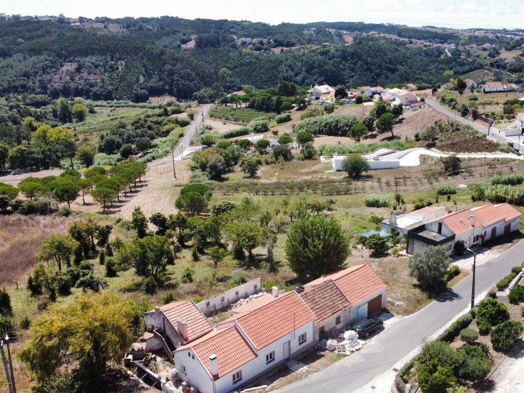 Terreno Urbano à Venda em Peso, Caldas da Rainha - Image 3