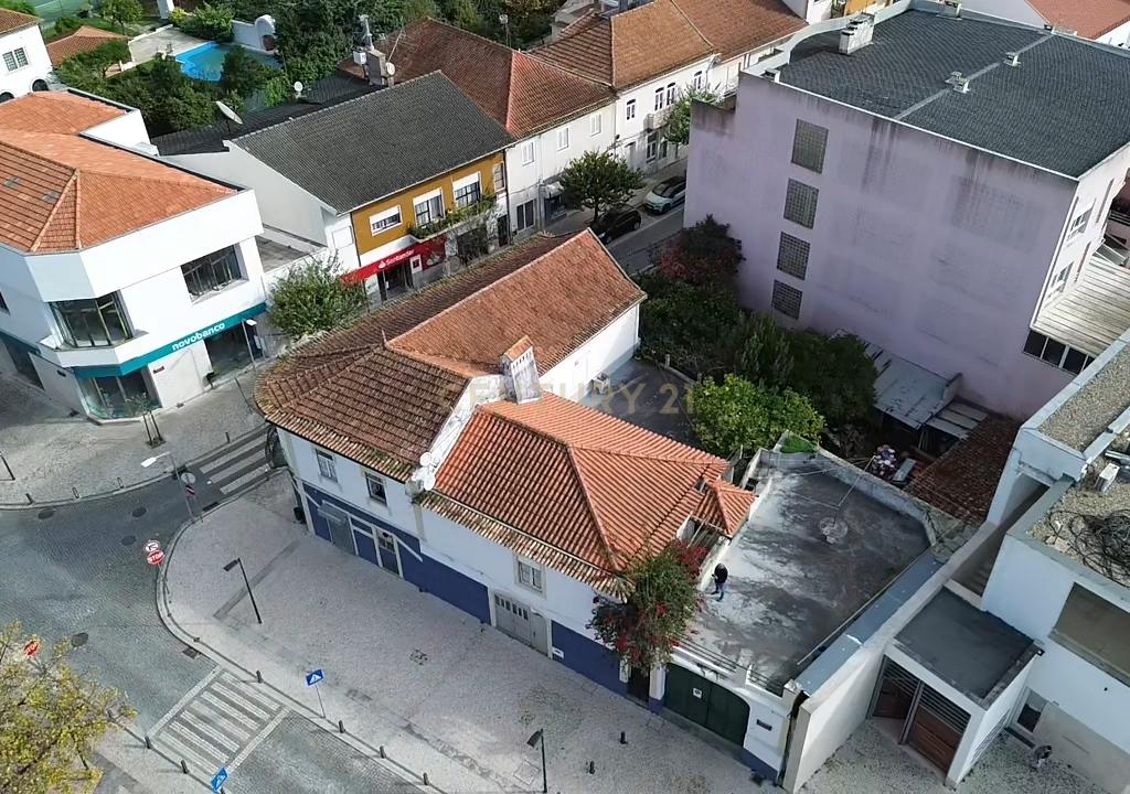 Moradia T6 + Comércio - centro da Vila de Condeixa-a-Nova (Coimbra) - Image 6