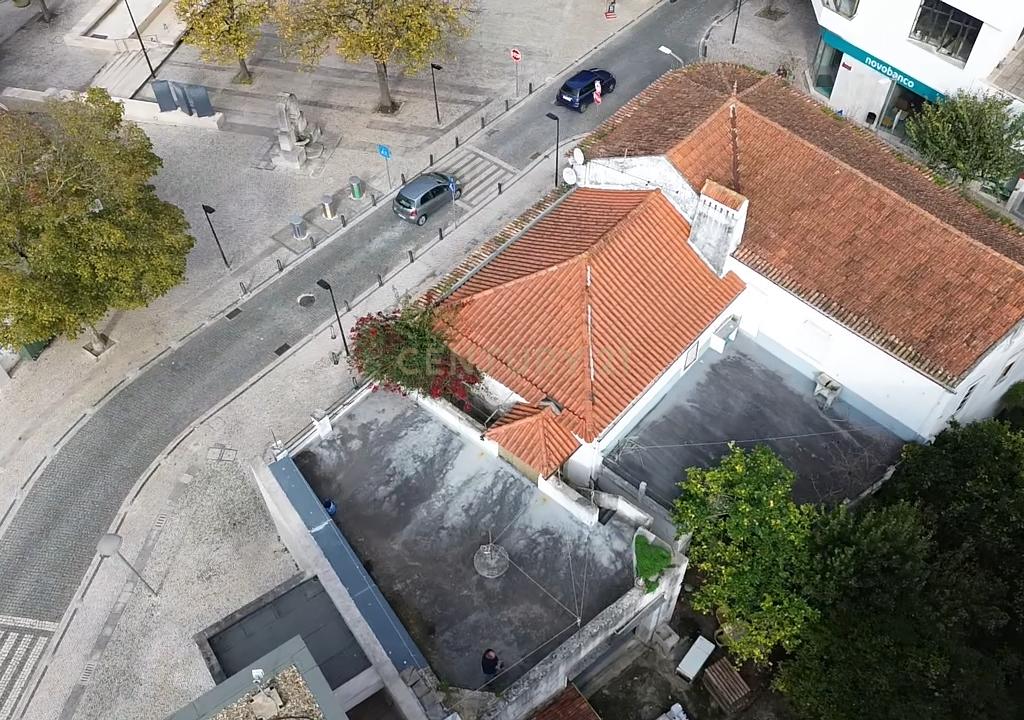 Moradia T6 + Comércio - centro da Vila de Condeixa-a-Nova (Coimbra) - Image 67