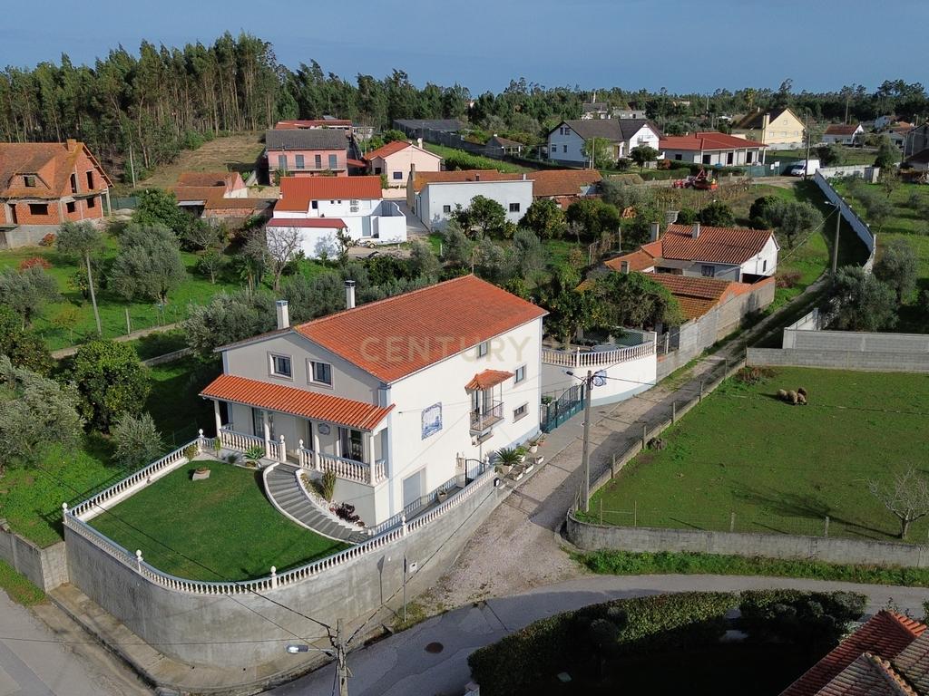 Encantadora MoradiaT4 Barros da Paz- Pombal - Image 38