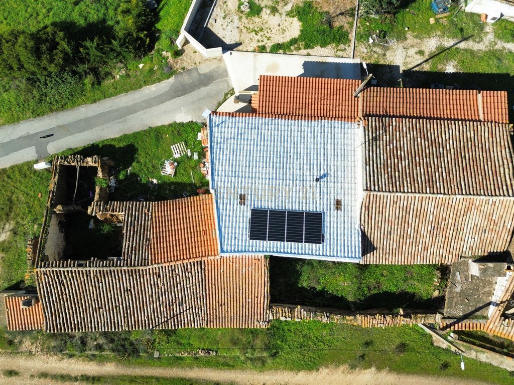Moradia T3 | Renovada | Geminada| Vale Figueira – S.B.Messines | Terreno - Image 32