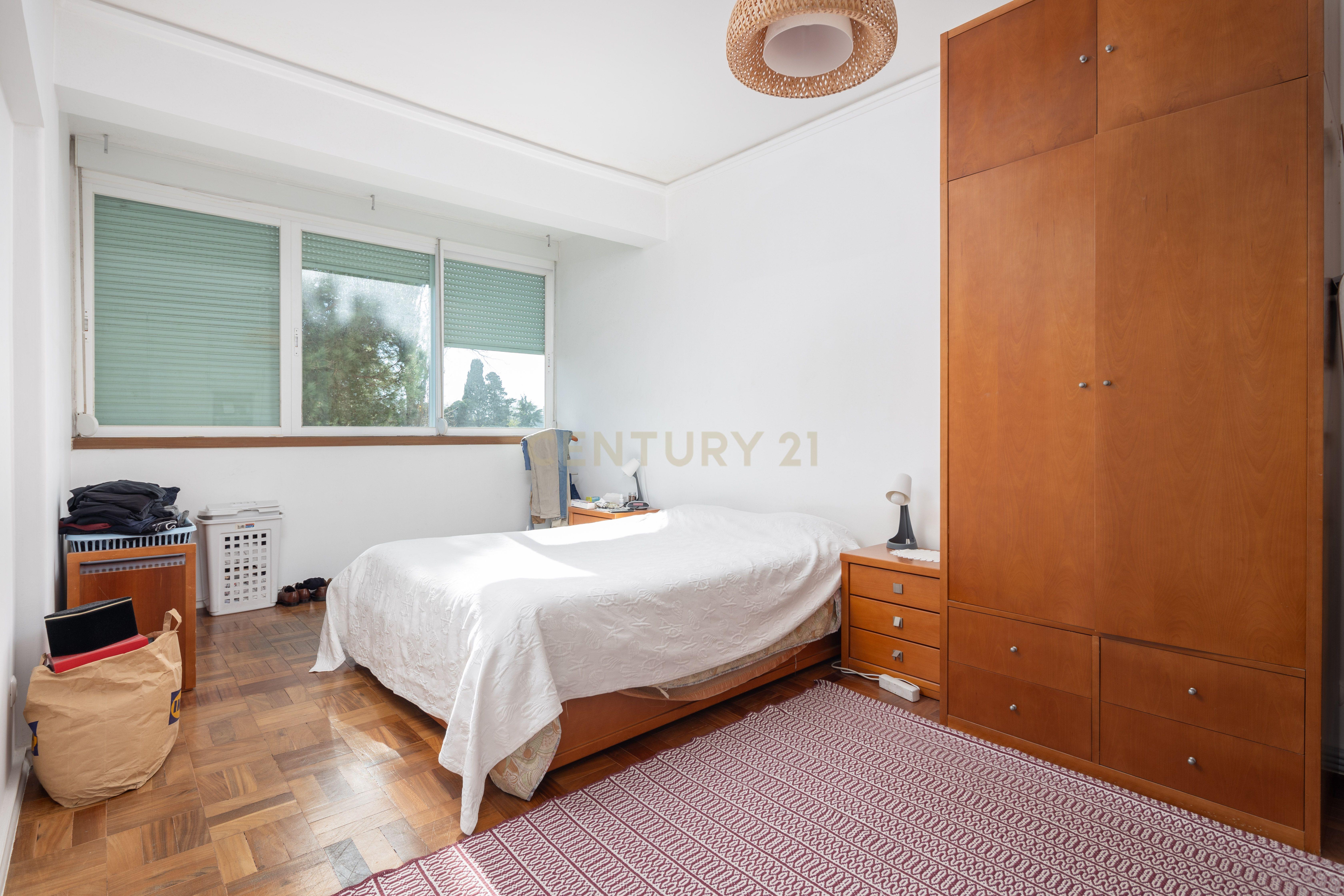 Apartamento T3 Duplex em Nova Oeiras - Image 12