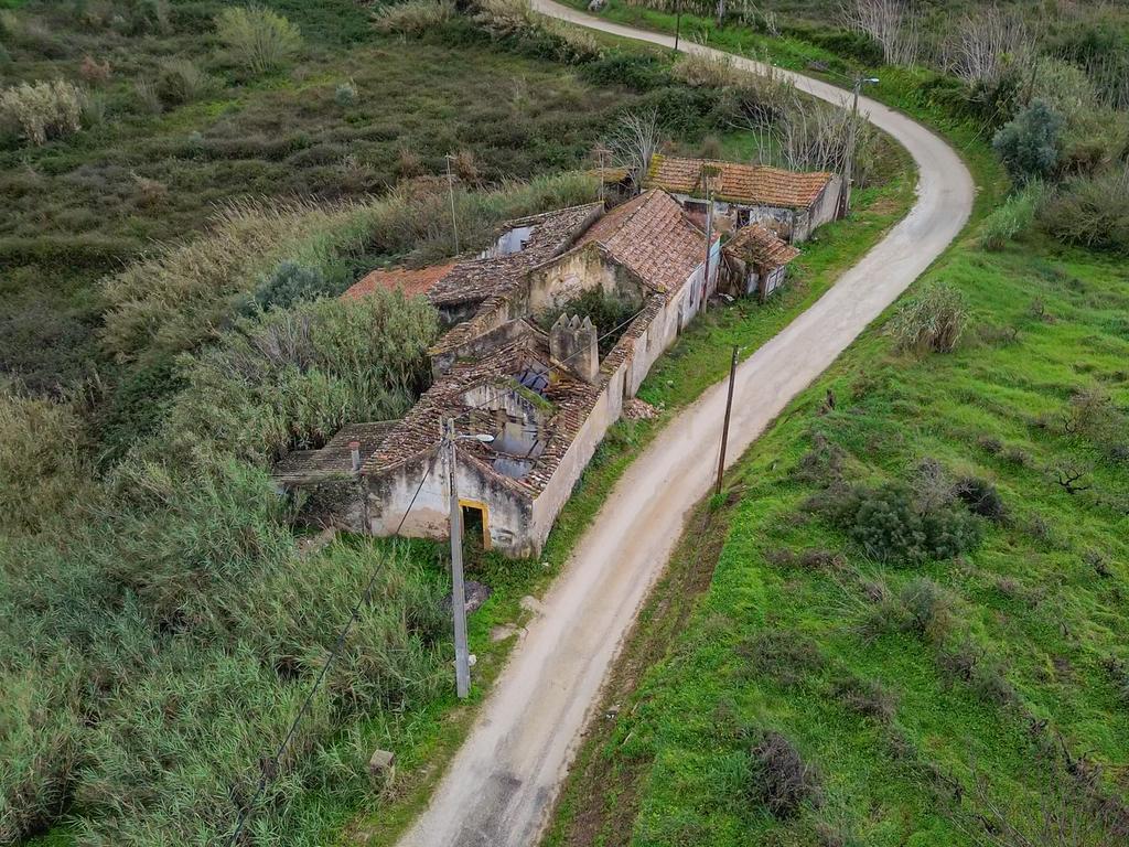 Terreno com PIP Aprovado para 17 Moradias e 4 Prédios em Alenquer - Image 29