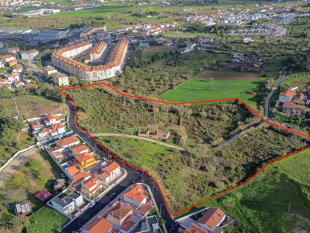 Terreno com PIP Aprovado para 17 Moradias e 4 Prédios em Alenquer - Image 41