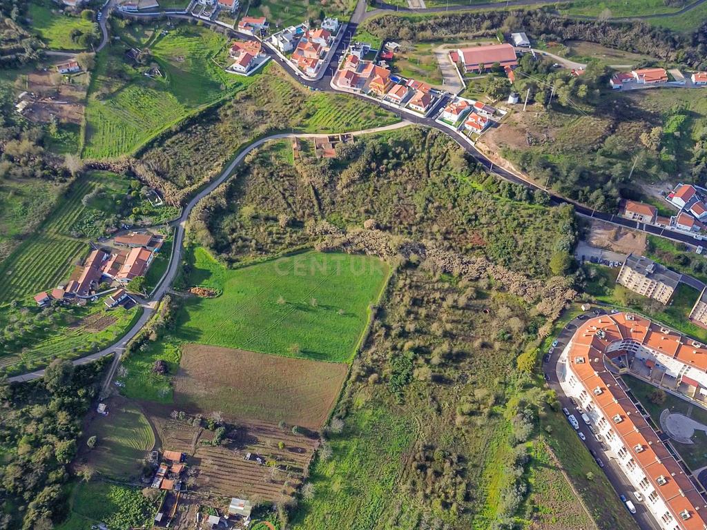 Terreno com PIP Aprovado para 17 Moradias e 4 Prédios em Alenquer - Image 47
