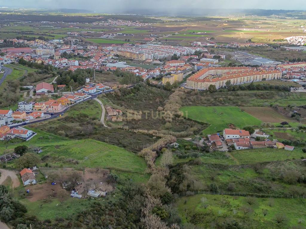 Terreno com PIP Aprovado para 17 Moradias e 4 Prédios em Alenquer - Image 51