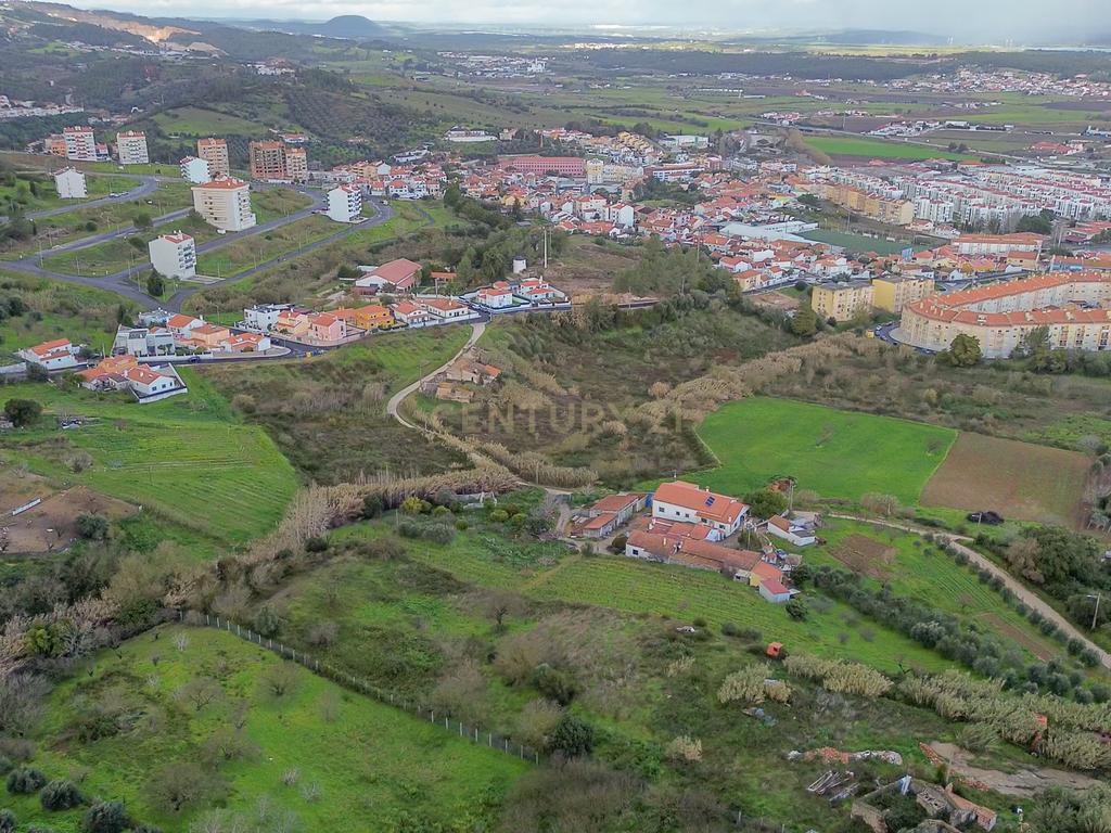 Terreno com PIP Aprovado para 17 Moradias e 4 Prédios em Alenquer - Image 44