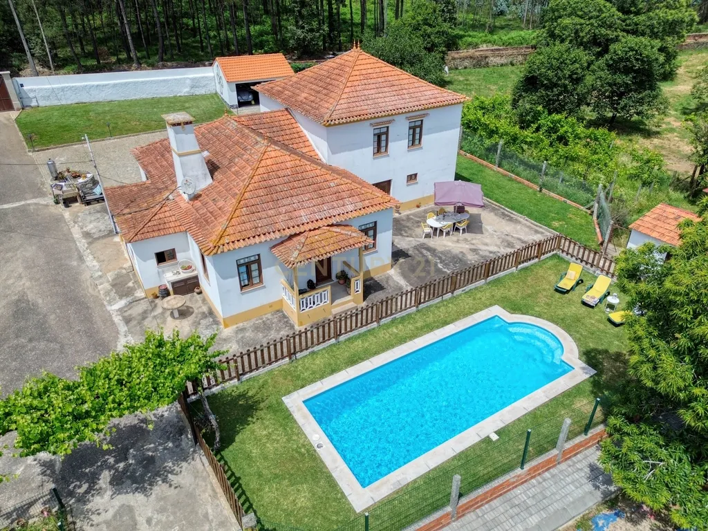 Quinta com 2 hectares em Ovar, Aveiro, a 40 min do Porto - Image 1