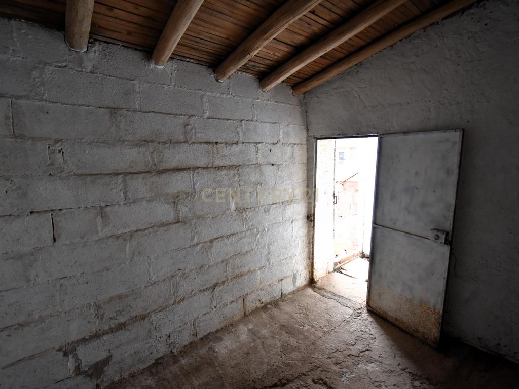 Moradia térrea para renovar com vista para o Castelo de Silves - Image 13