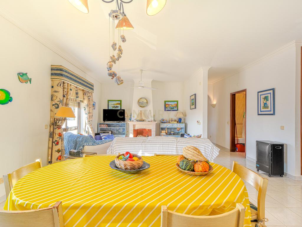 Apartamento T2 em localização Privilegiada em Santa Eulália , Albufeira - Image 6