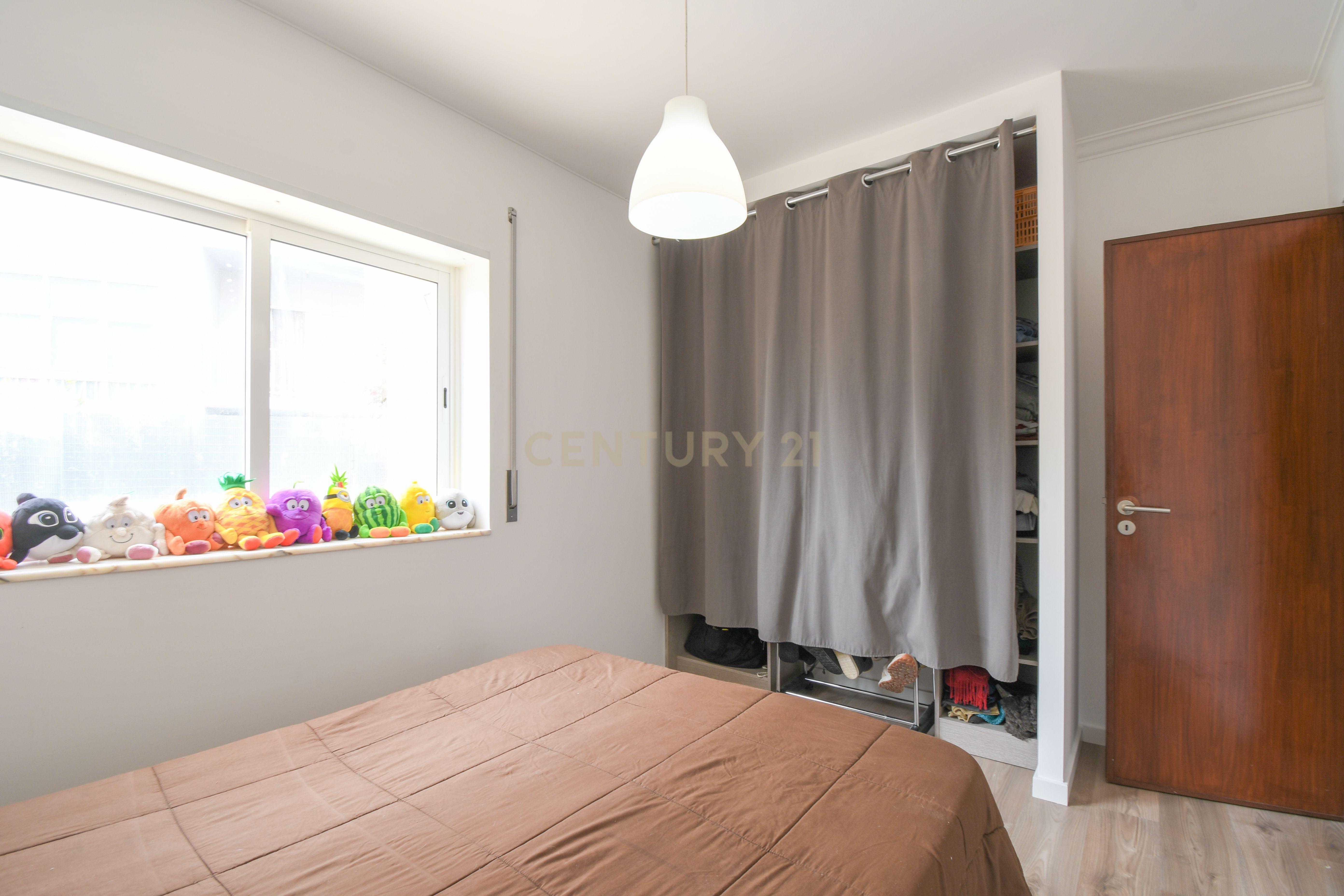 T3 com Terraço Privativo em Andar de Moradia | Bicesse (10min de Cascais) - Image 24