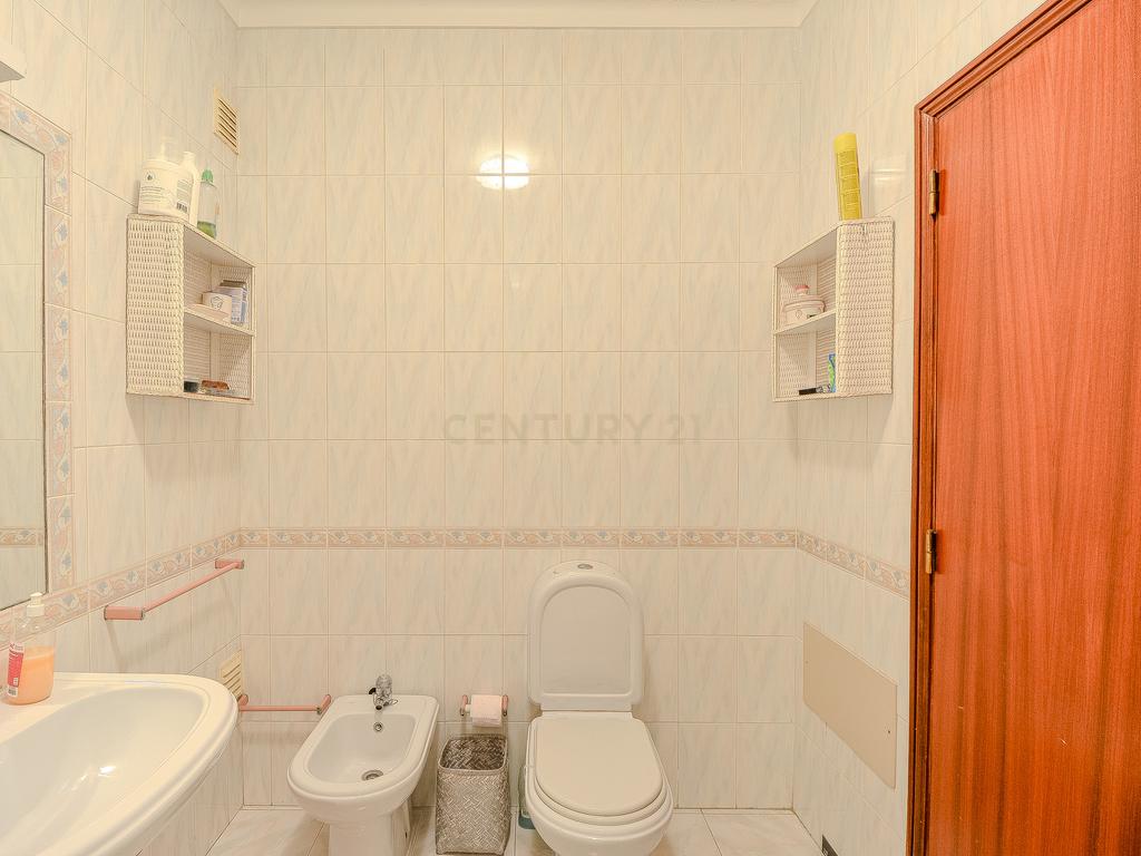 Apartamento T2 em localização Privilegiada em Santa Eulália , Albufeira - Image 19