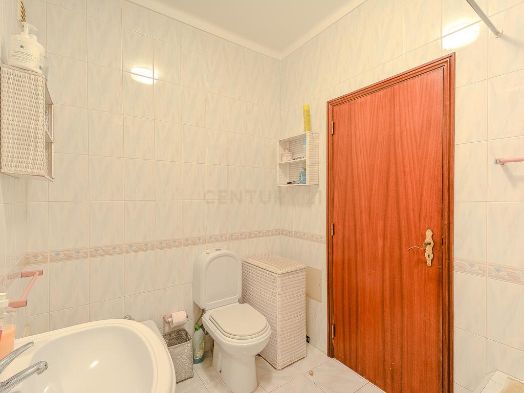 Apartamento T2 em localização Privilegiada em Santa Eulália , Albufeira - Image 21